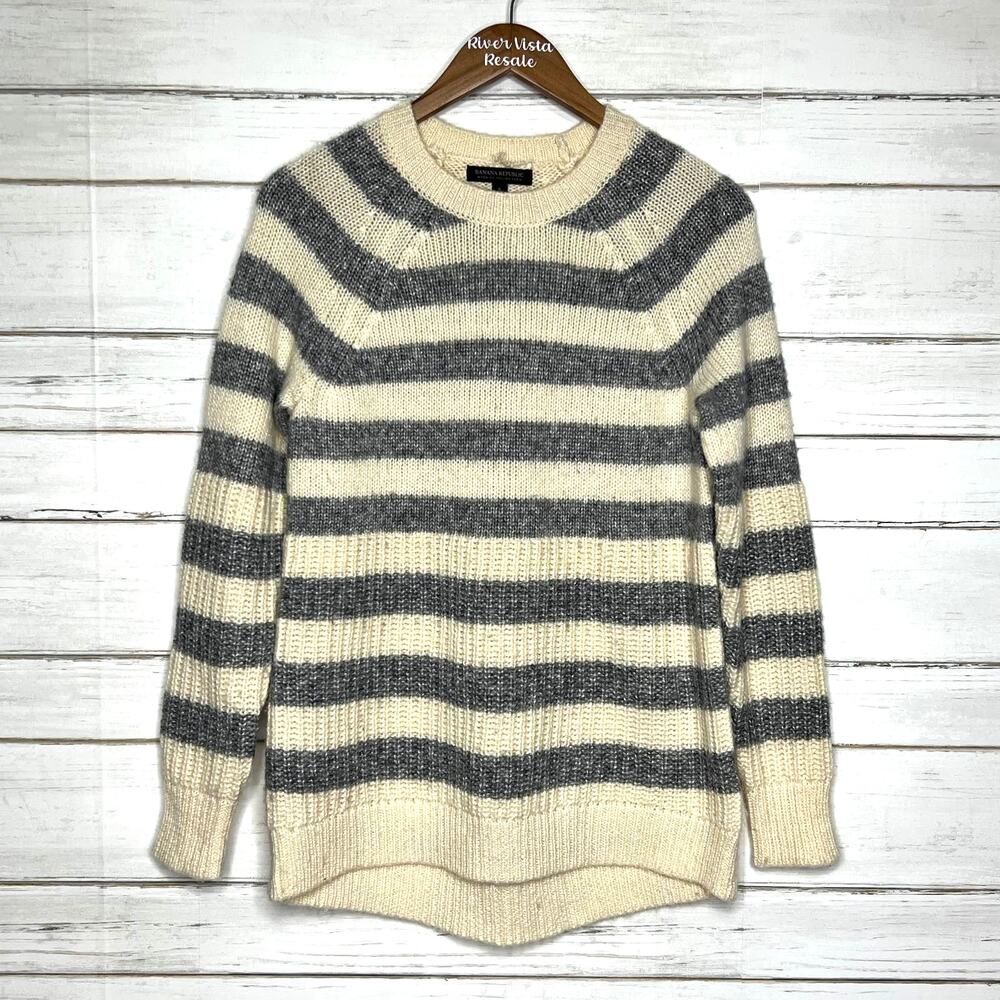 Banana Republic Italian Yarn Knit Sweater Stripes Size Small